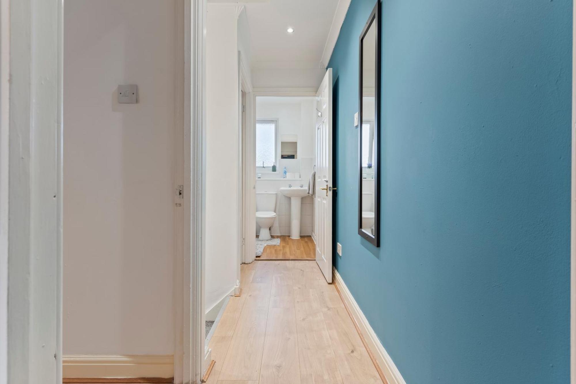 Lovely 4Br House In The City With Parking Londres Exterior foto
