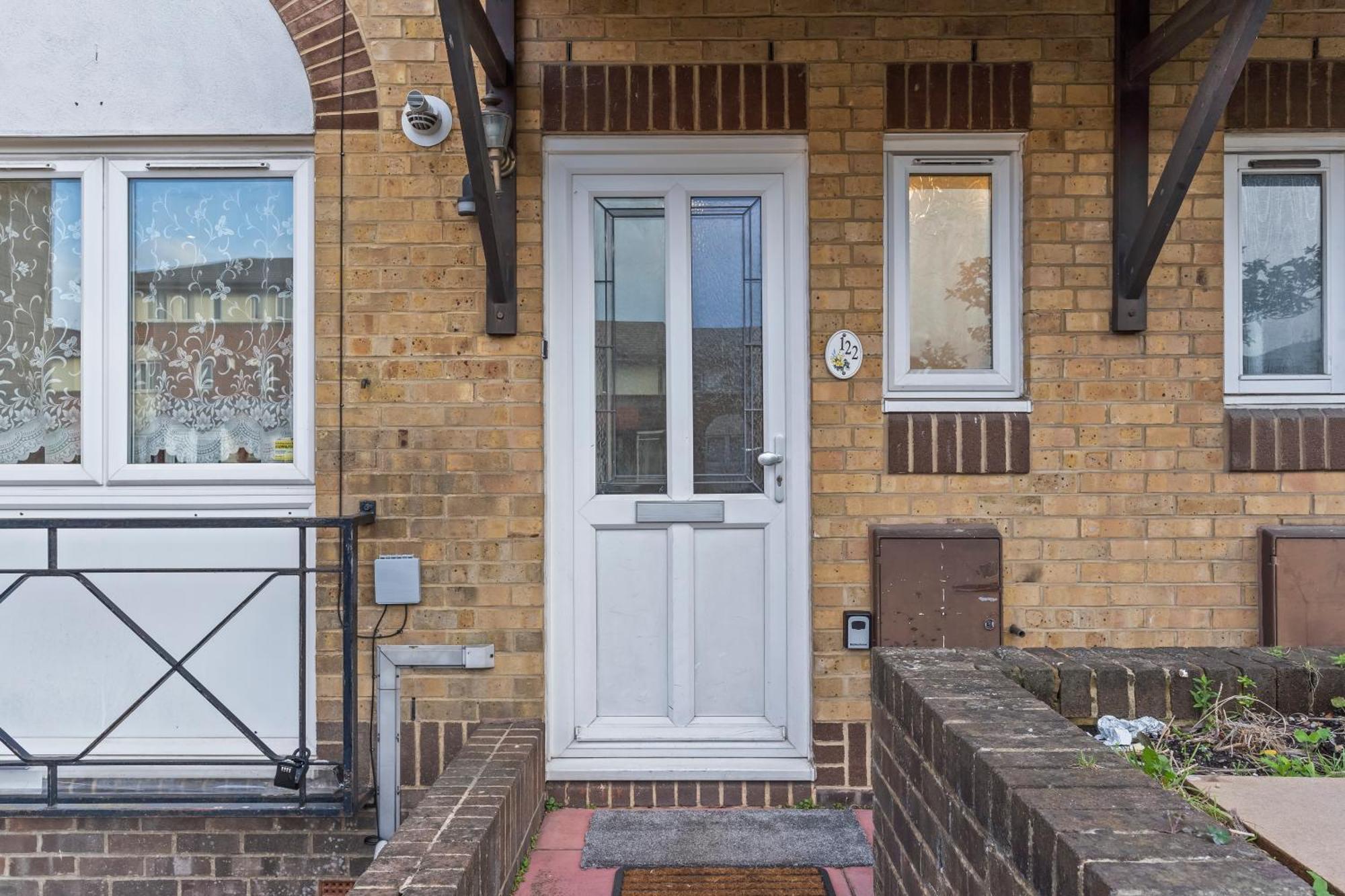 Lovely 4Br House In The City With Parking Londres Exterior foto