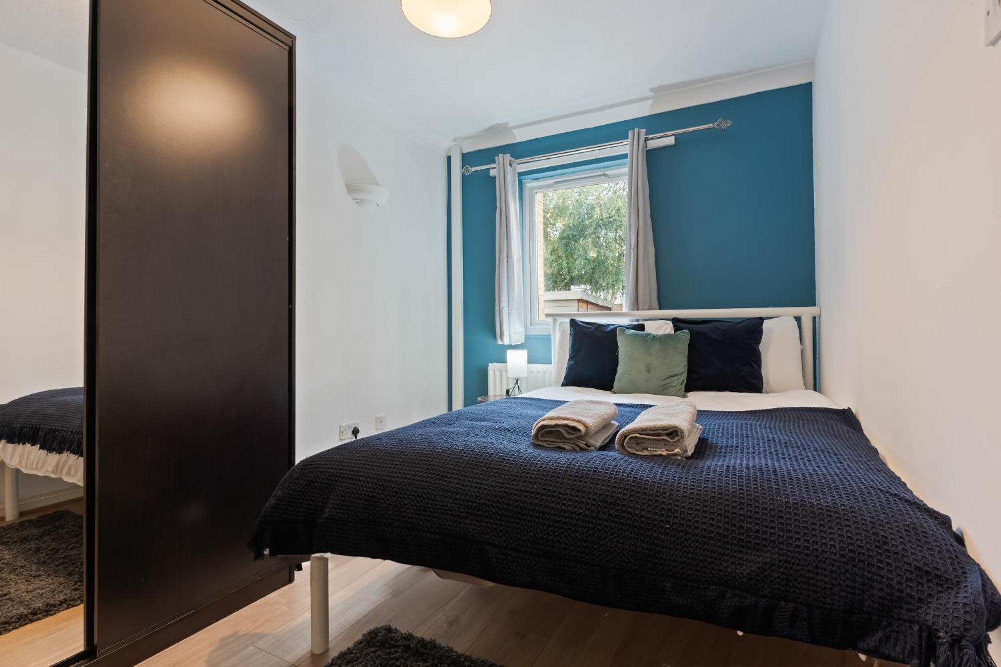 Lovely 4Br House In The City With Parking Londres Exterior foto